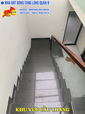 Cầu thang shophouse 33D20 Đông Tăng Long