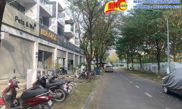 Khu vực A5 đối diện trung tâm thương mại Đông Tăng Long Mall