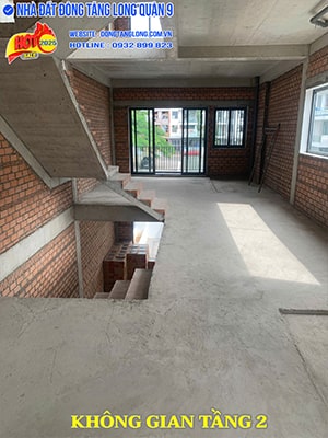 Tầng 2 nhà phố Thăng Long Quận 9