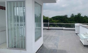 Tum tầng mái Shophouse